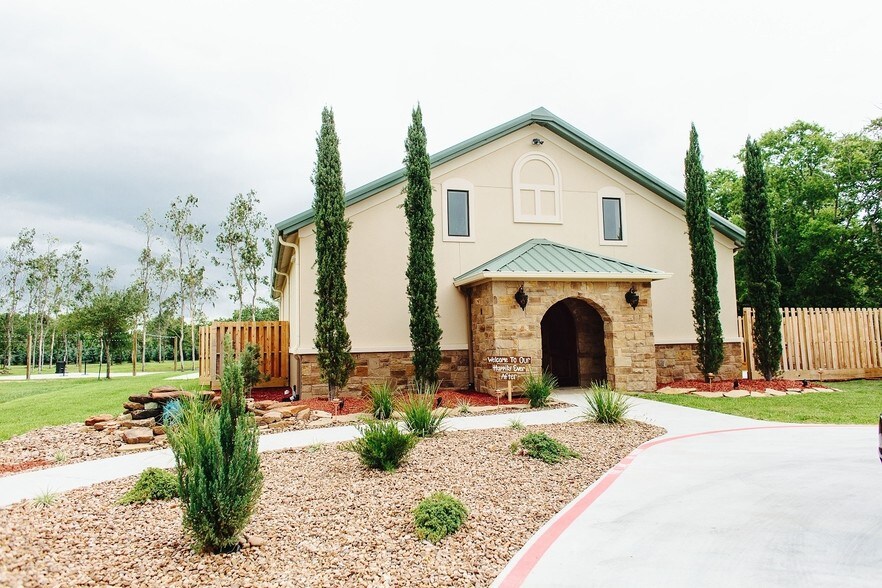 More Photos Of 2300 Koster Rd, Alvin Lodge Meeting Hall For Sale