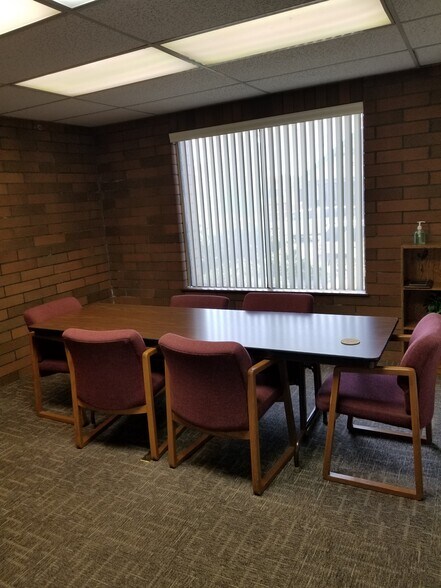 More Photos Of 333 E Main St, Hermiston Office Residential For Sale