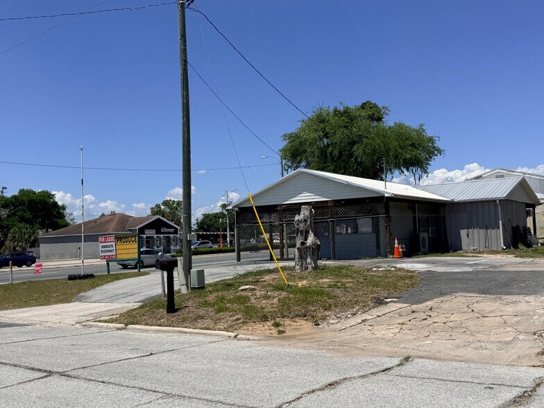 More Photos Of 1327 S Bay St, Eustis Freestanding For Lease