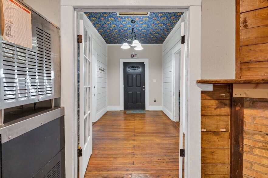 More Photos Of 209 N Highway 171, Godley Restaurant For Sale