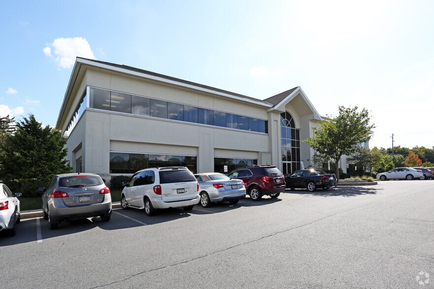 More Photos Of 390 Waterloo Blvd, Exton Medical For Lease