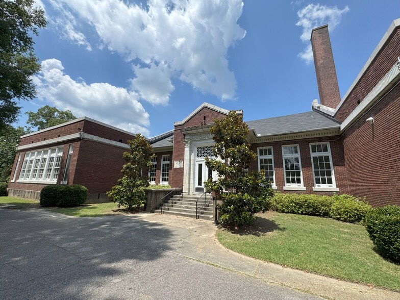 More Photos Of 1017 N Sanga Rd, Cordova Specialty For Sale