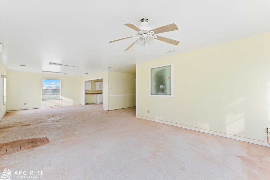 More Photos Of 1601 Vanda Ave, Lubbock Assisted Living For Sale