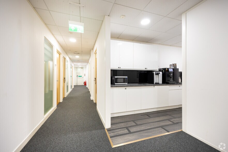 More Photos Of 3 The Drive, Great Warley Coworking Space