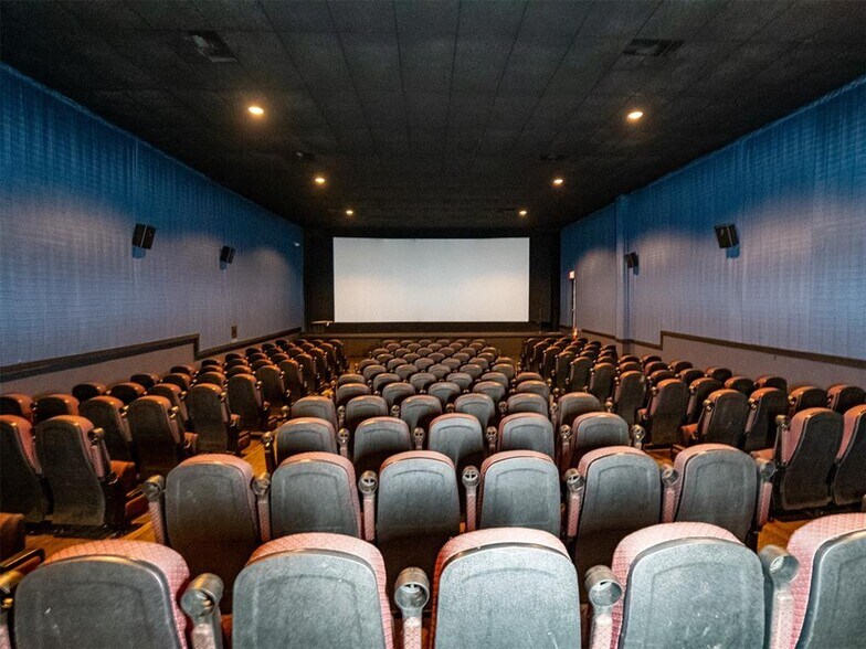 More Photos Of 1110 Stothers Ave, Seminole Theater Concert Hall For Sale