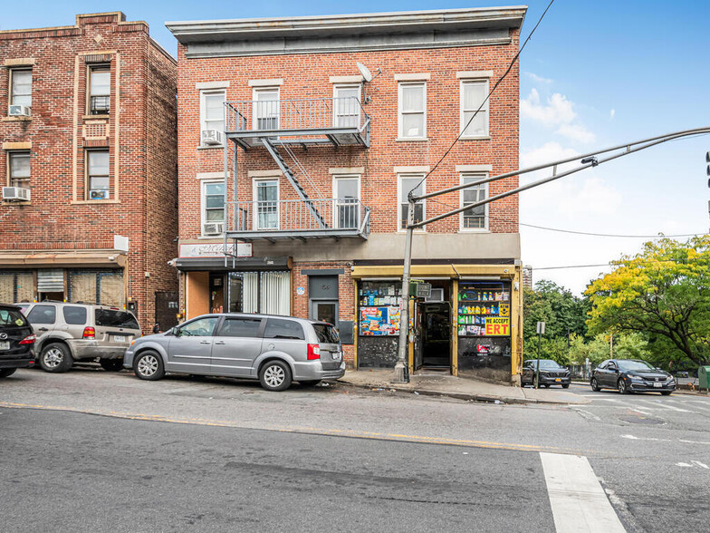 Primary Photo Of 156 Palisade Ave, Yonkers Apartments For Sale