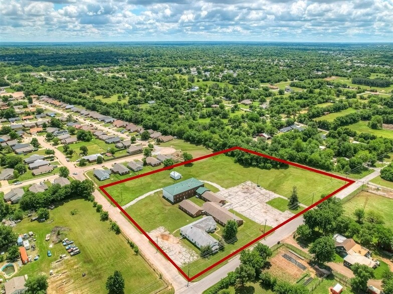 More Photos Of 2000 N Spencer Rd, Oklahoma City Religious Facility For Sale