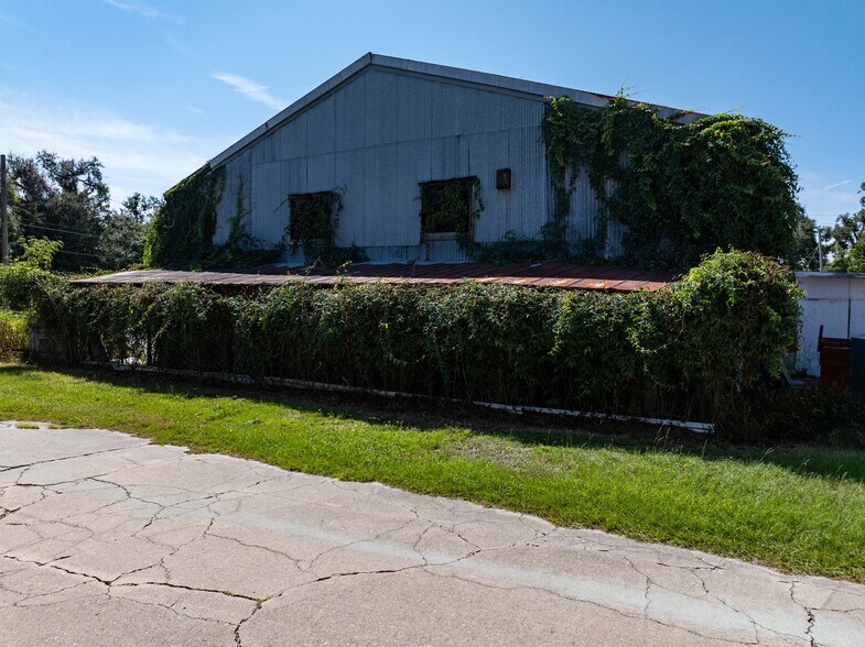 More Photos Of 633 NE Colin Kelly Hwy, Madison Freestanding For Sale