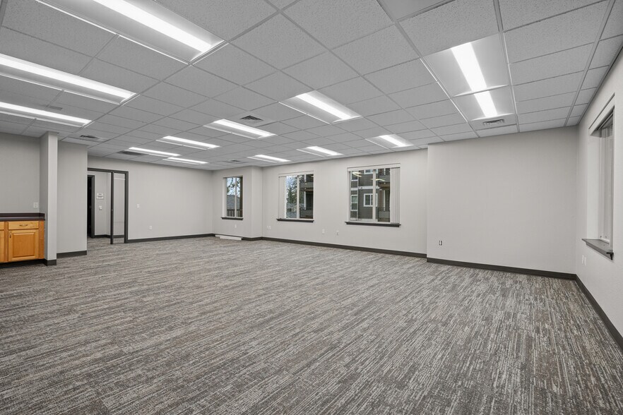 More Photos Of 1184 McGee Ct NE, Keizer Medical For Lease