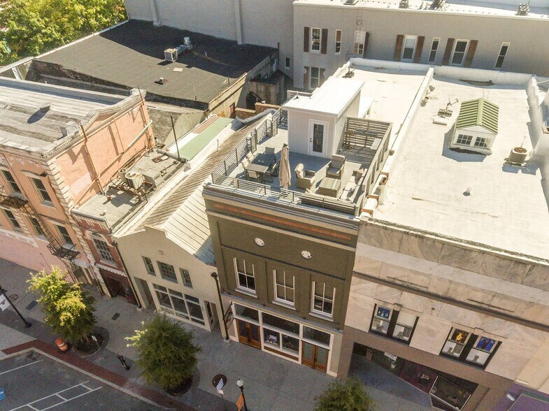 Primary Photo Of 428-432 2nd St, Macon Storefront Retail Residential For Sale