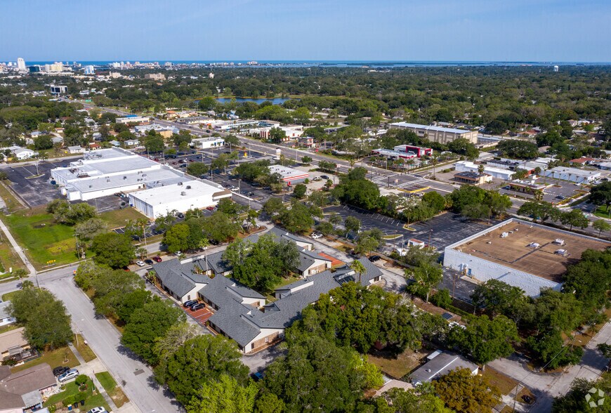 More Photos Of 561 S Duncan Ave, Clearwater Medical For Sale