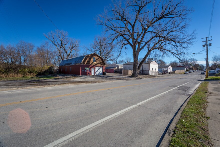 More Photos Of 247 Adams St, Louisville Land For Sale
