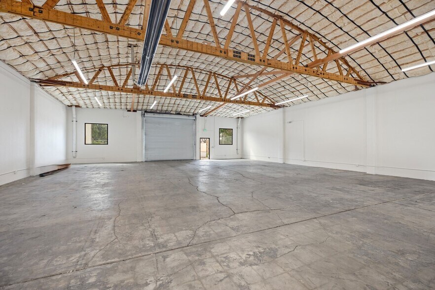 More Photos Of 1238 W 1st St, Santa Ana Storefront For Lease