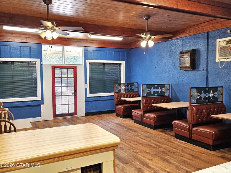 More Photos Of 172 W North St, Macon Restaurant For Sale