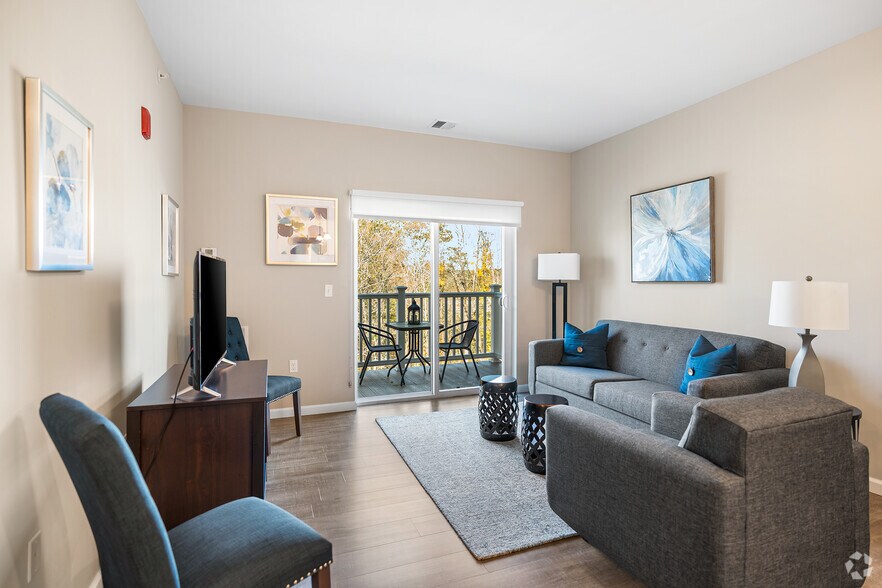 More Photos Of 9 Covered Bridge Rd, Newtown Apartments For Sale