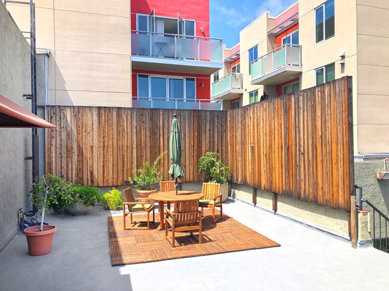 More Photos Of 1321 7th St, Santa Monica Office For Lease