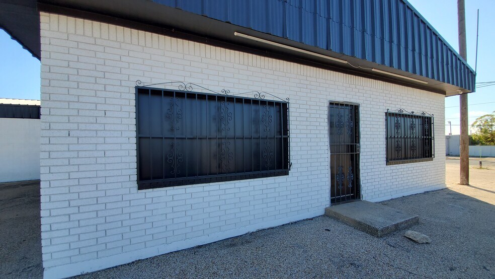 More Photos Of 124 N 4th St, Killeen Auto Repair For Lease
