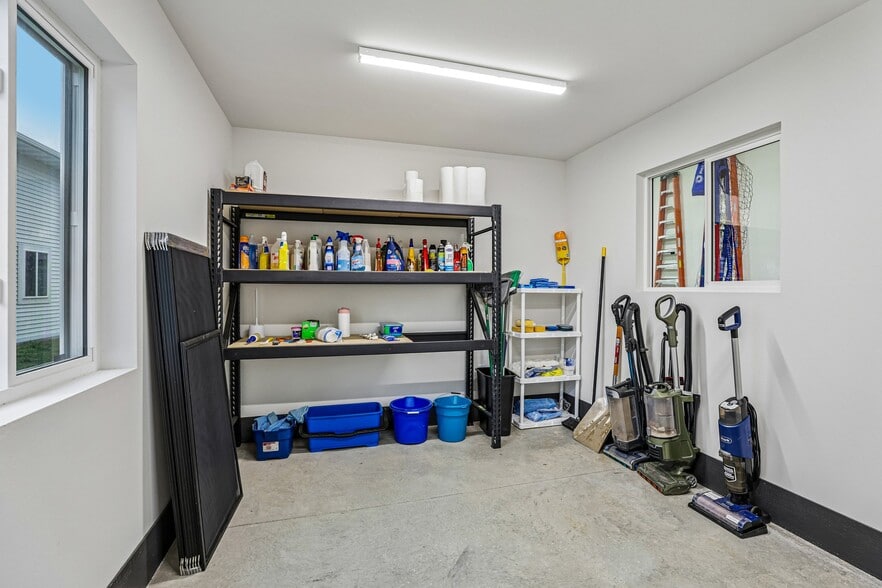 More Photos Of 407 Wengel dr, Reedsburg Light Manufacturing For Sale
