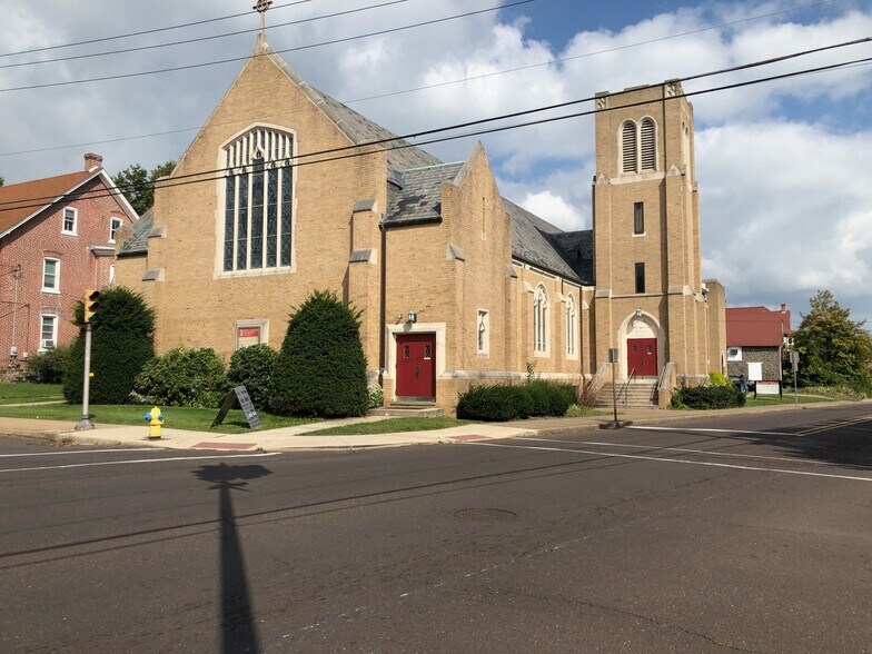 Primary Photo Of 501 W Market St, Perkasie Religious Facility For Sale