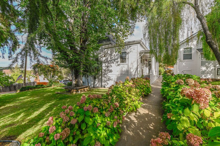 More Photos Of 68 Church Hill Rd, San Andreas Flex For Sale