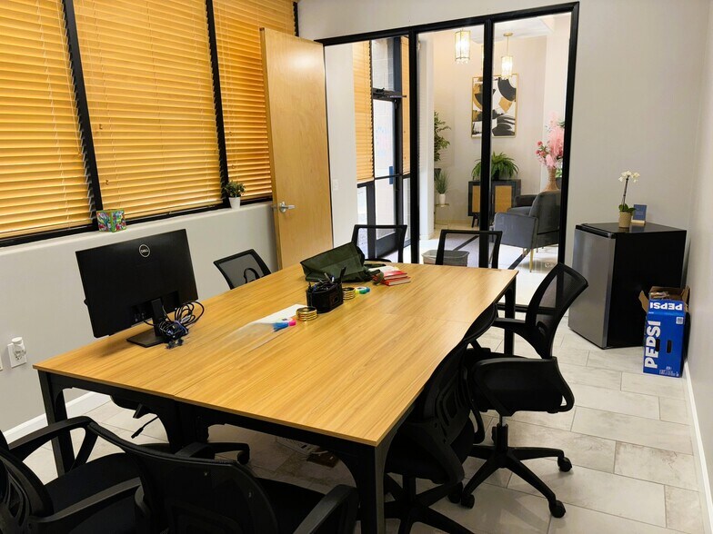 More Photos Of 80 N McClintock Dr, Chandler Medical For Sale