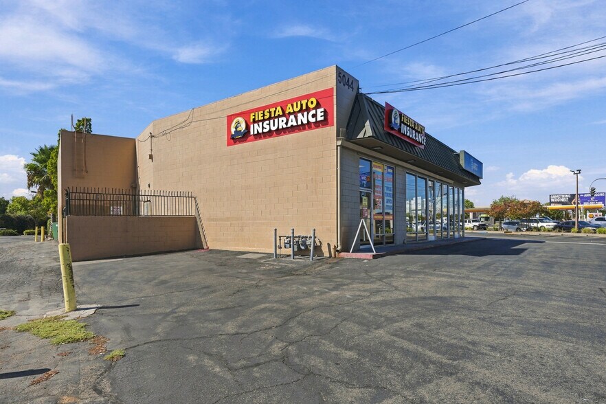 More Photos Of 5044 Madison Ave, Sacramento General Retail For Sale