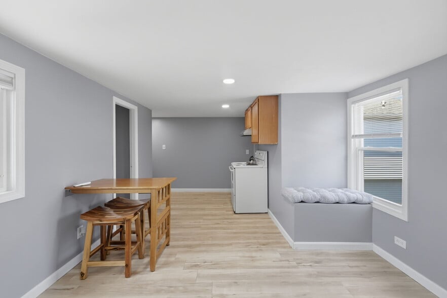More Photos Of 415 Anthony St, Fall River Flex For Sale