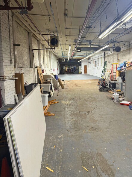 Primary Photo Of 1056 Washington Ave, Bronx Service For Lease