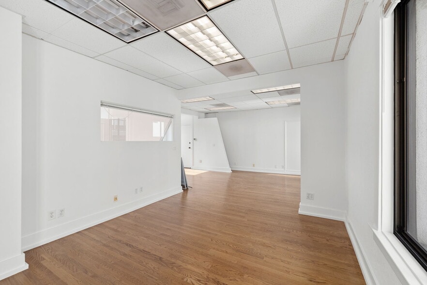 More Photos Of 602-616 Santa Monica Blvd, Santa Monica Loft Creative Space For Lease