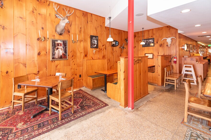 More Photos Of 5800 York Rd, Baltimore Restaurant For Sale