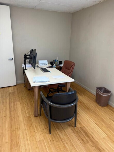 More Photos Of 225 S Civic Dr, Palm Springs Medical For Sale