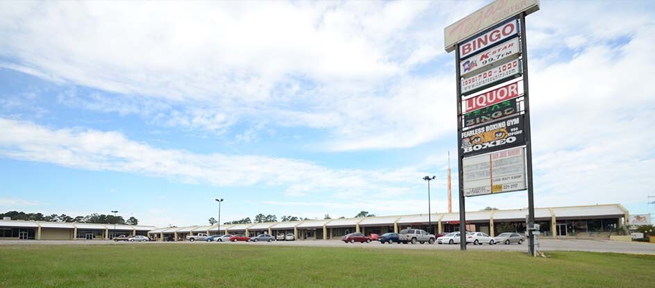 More Photos Of 1206-1214 S Frazier St, Conroe General Retail For Lease