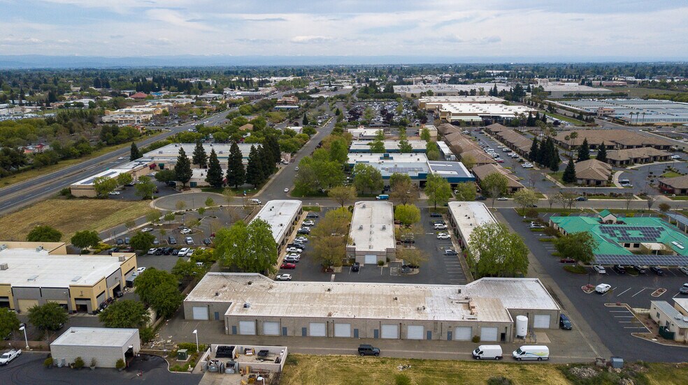 More Photos Of 990 Klamath Ln, Yuba City Unknown For Lease