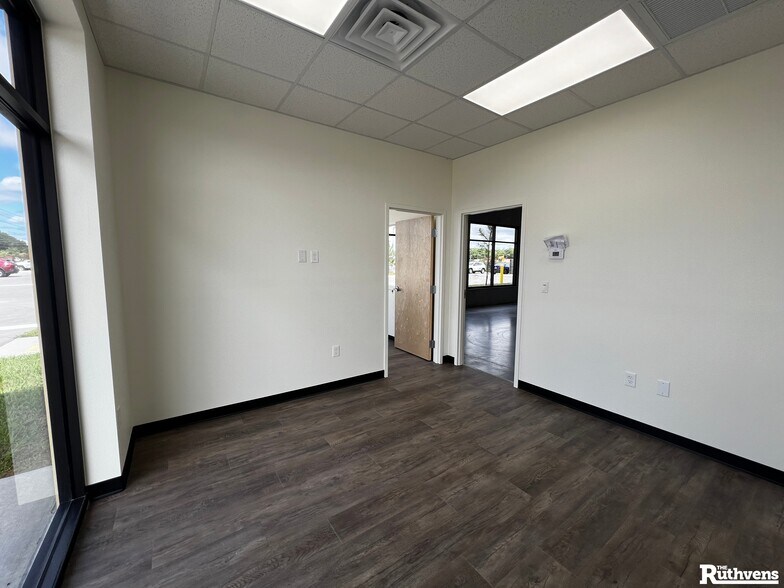 More Photos Of 3625 Jones Industrial Dr, Lakeland Unknown For Lease