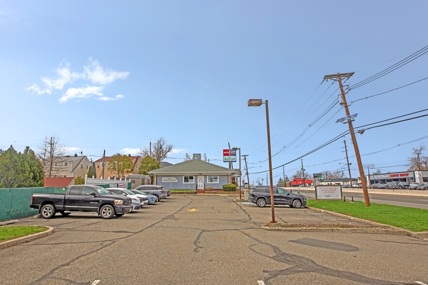 More Photos Of 160 US Highway 46 E, Lodi Storefront For Sale