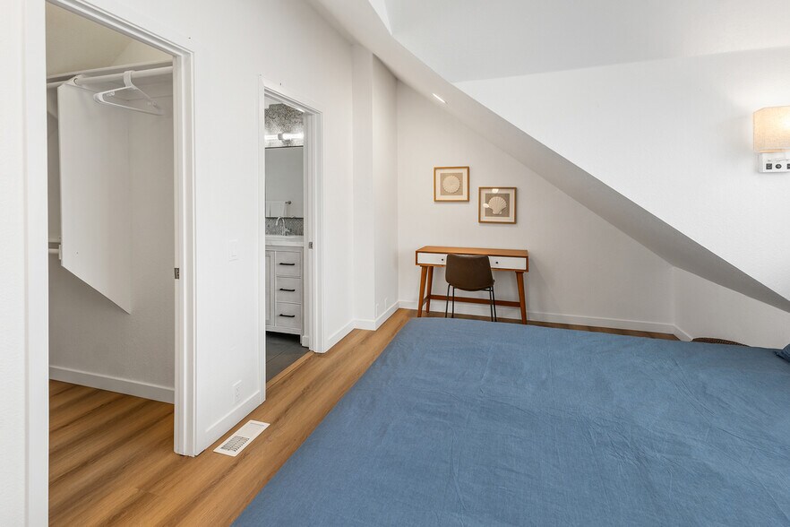 More Photos Of 813 Isthmus Ct, San Diego Apartments For Sale