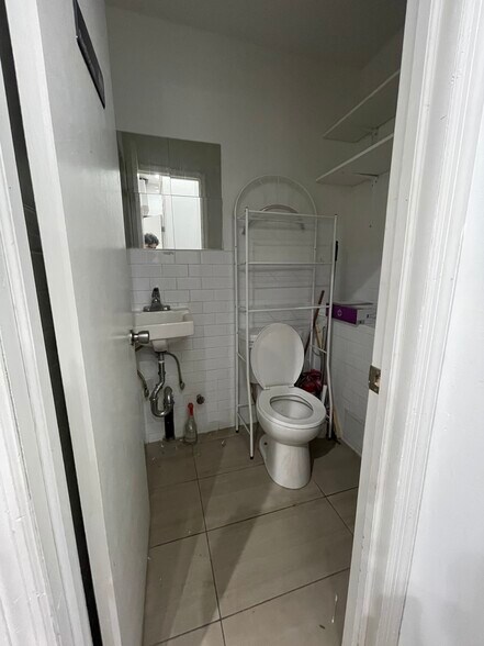 More Photos Of 28 Forsyth St, New York Apartments For Sale