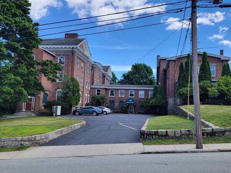 More Photos Of 156 Garfield Ave, New London Apartments For Sale