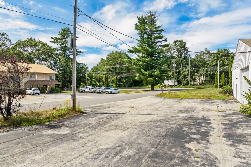 More Photos Of 22 Kendall Pond Rd, Derry Food Processing For Sale