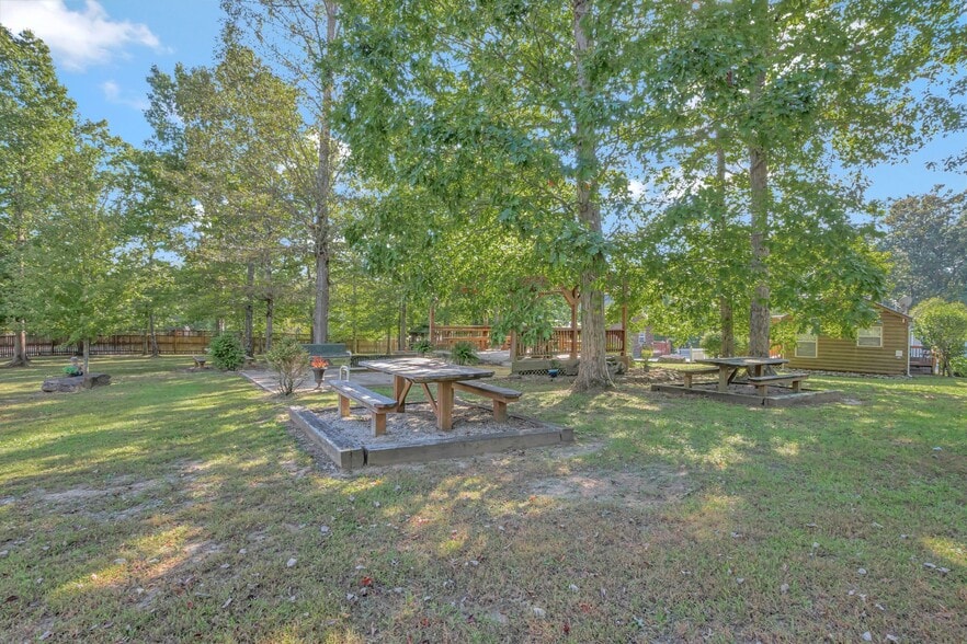 More Photos Of 11845 US 41 St, Monteagle Trailer Camper Park For Sale