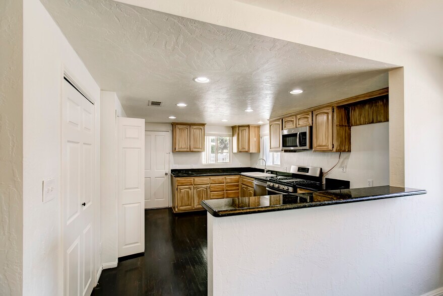 More Photos Of 2371 Mentone Ave, Mentone Apartments For Sale