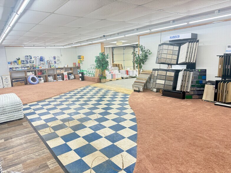 More Photos Of 4310 S 4th St, Chickasha Freestanding For Sale