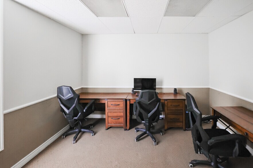 More Photos Of 1800 E Garry Ave, Santa Ana Office For Sale