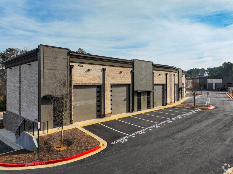 More Photos Of 3353 Acworth Summit Blvd NW, Acworth Light Distribution For Lease