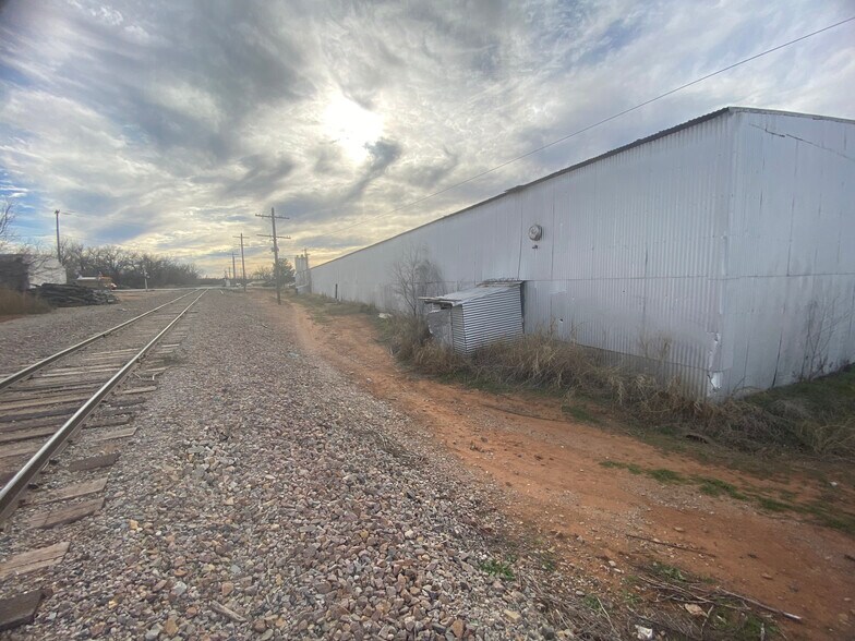 More Photos Of 100 W 12th St, Sweetwater Land For Sale