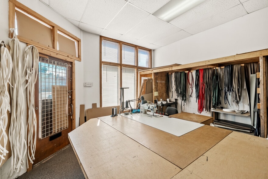 More Photos Of 935-937 Arcade St, Saint Paul Storefront Retail Residential For Sale