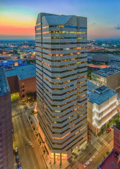 More Photos Of 440 Louisiana St, Houston Office For Lease