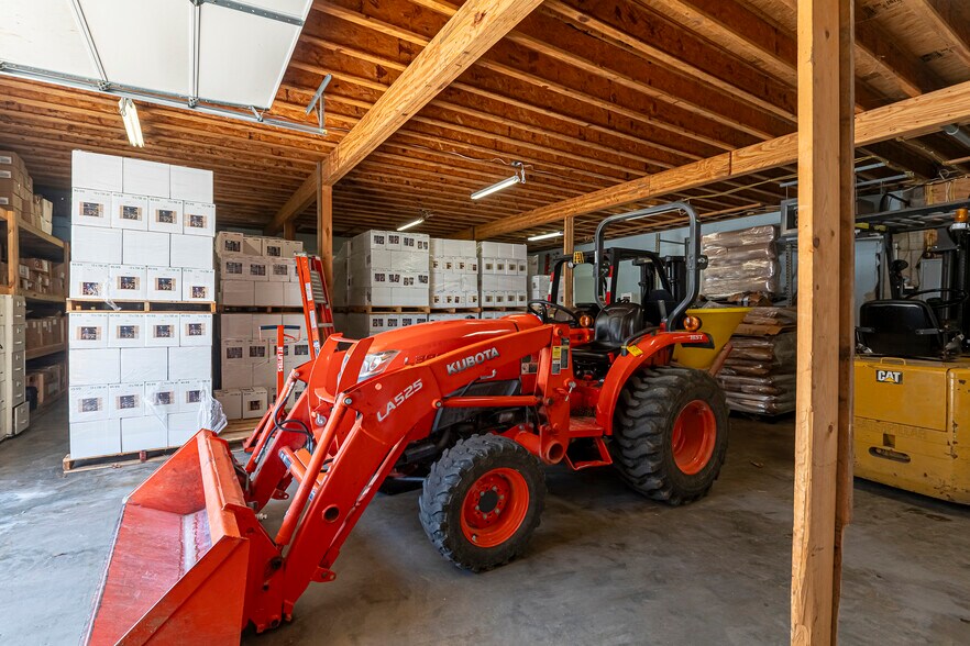 More Photos Of 14391 IL-37, Whittington Winery Vineyard For Sale