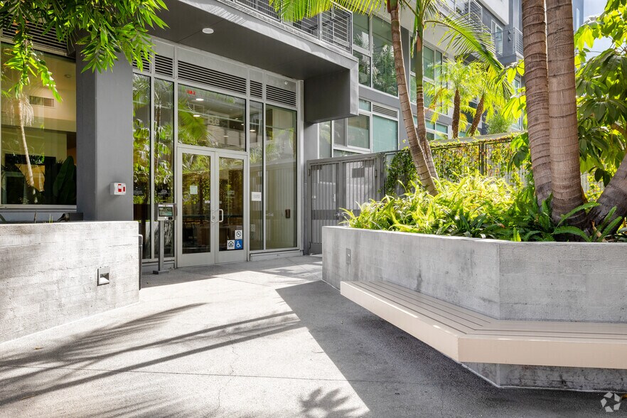 More Photos Of 1120 W 6th St, Los Angeles Apartments For Lease