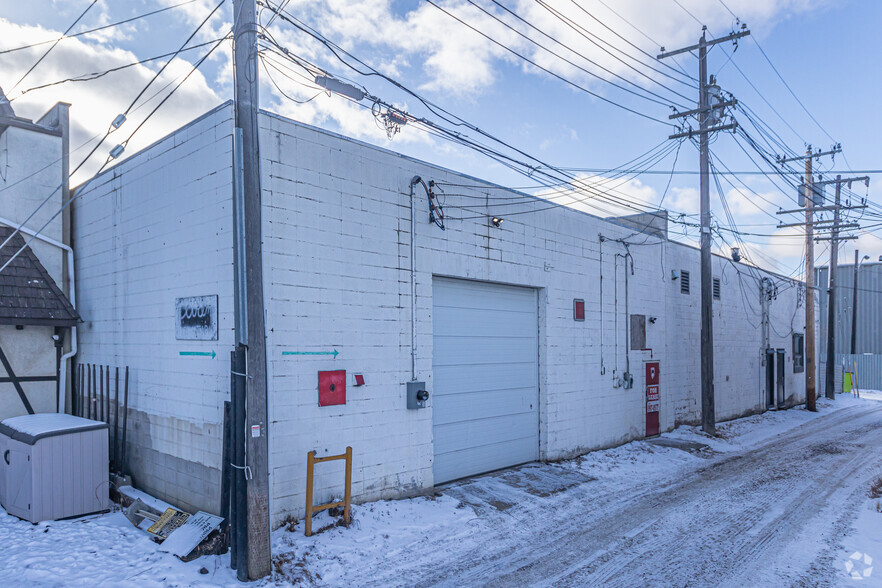 Primary Photo Of 9912 72 Ave NW, Edmonton Industrial For Lease